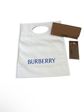 Burberry Cream Canvas Cutout Handle Tote with Navy Logo